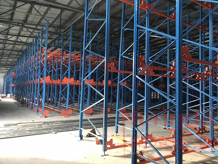 救灾库穿梭式货架