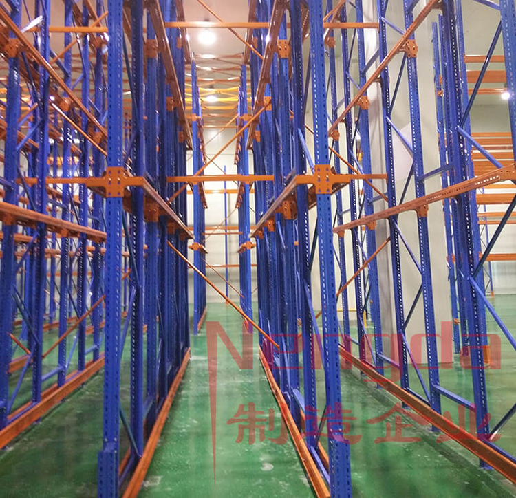 浙江某企业冷库贯通式货架