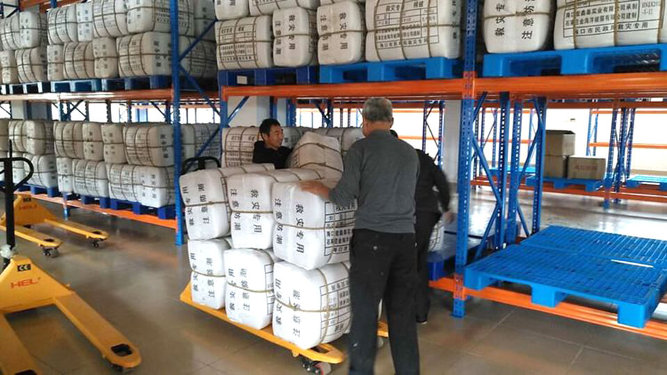 救灾物资仓库货架